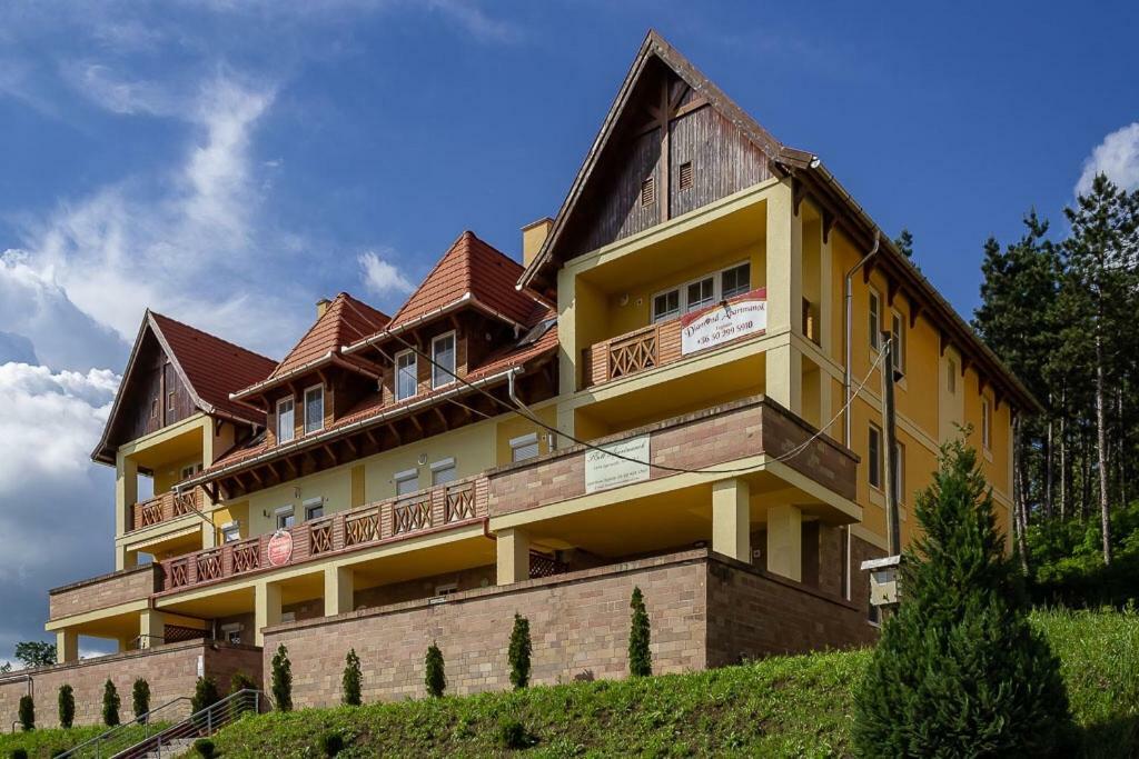F&M Apartman 에게르잘록 외부 사진
